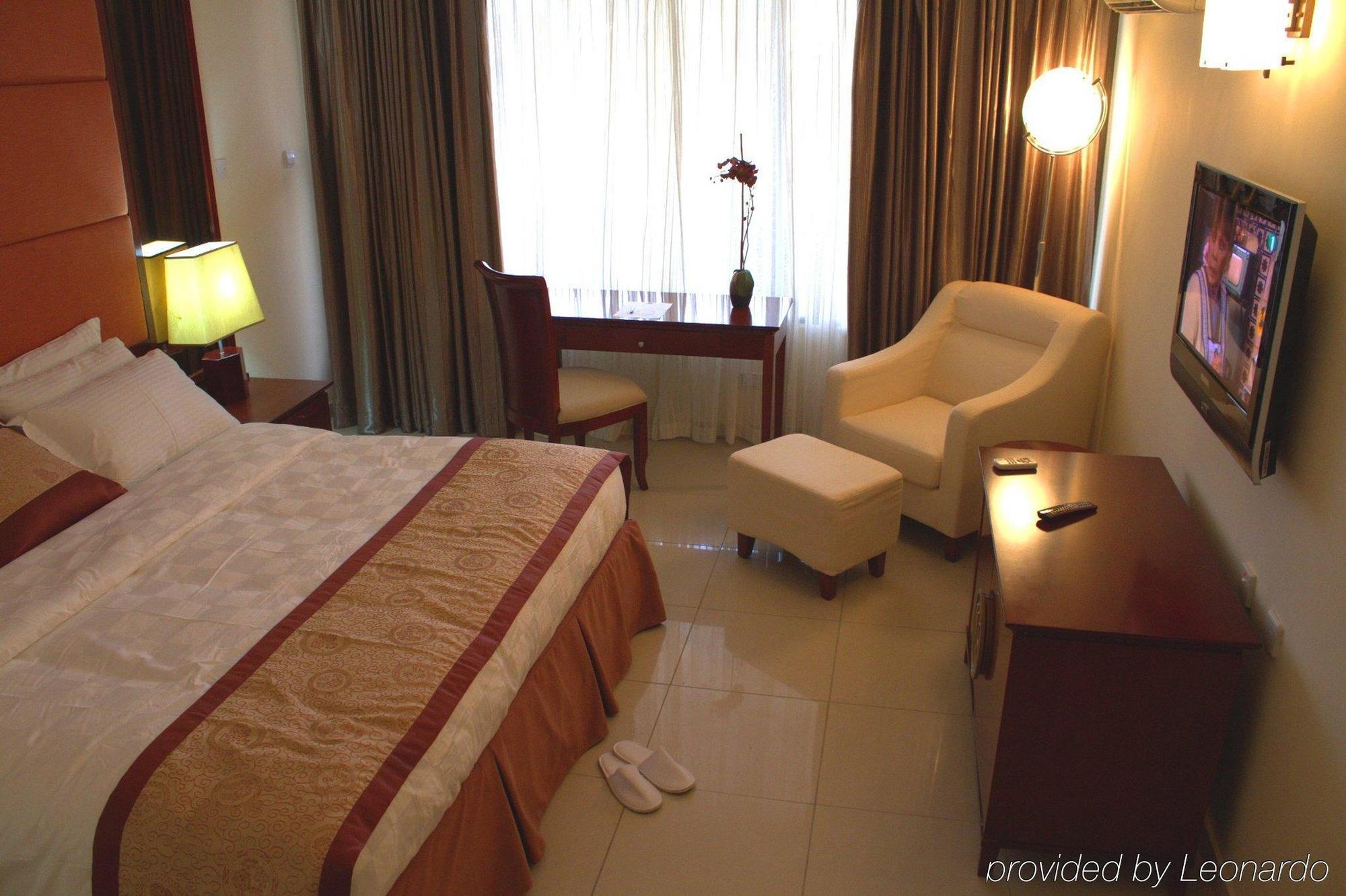 Royal Nick Hotel Lashibi Buitenkant foto