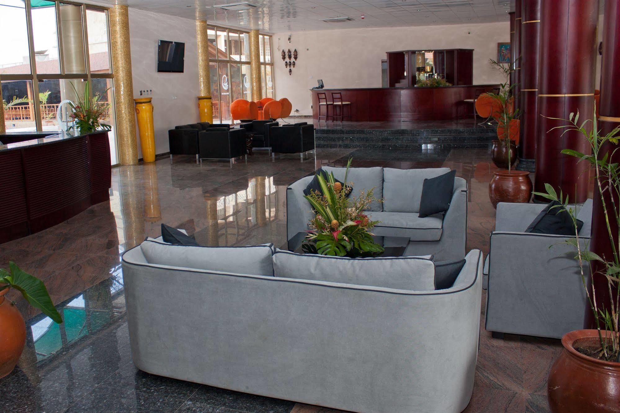 Royal Nick Hotel Lashibi Buitenkant foto