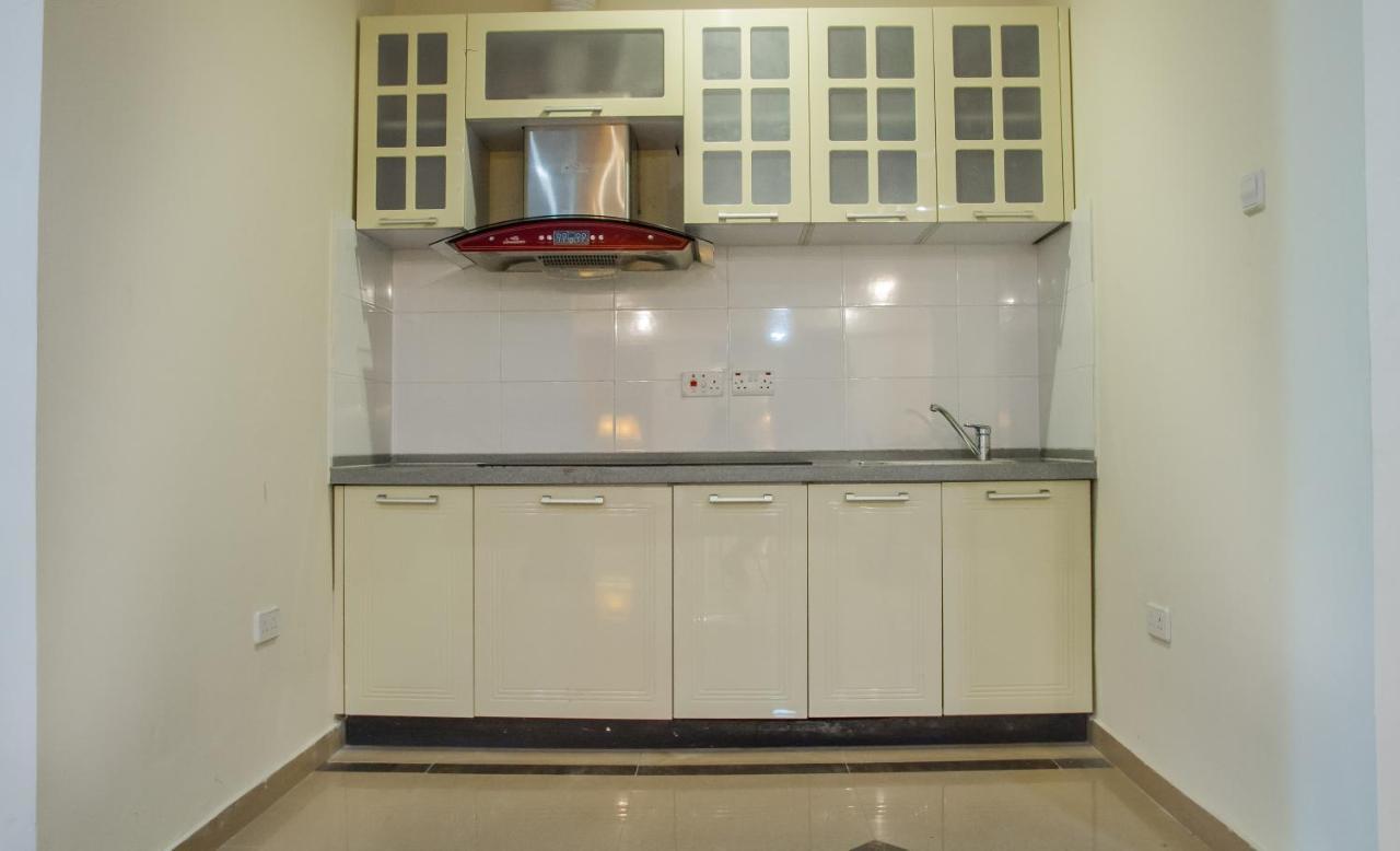 Royal Nick Hotel Lashibi Buitenkant foto